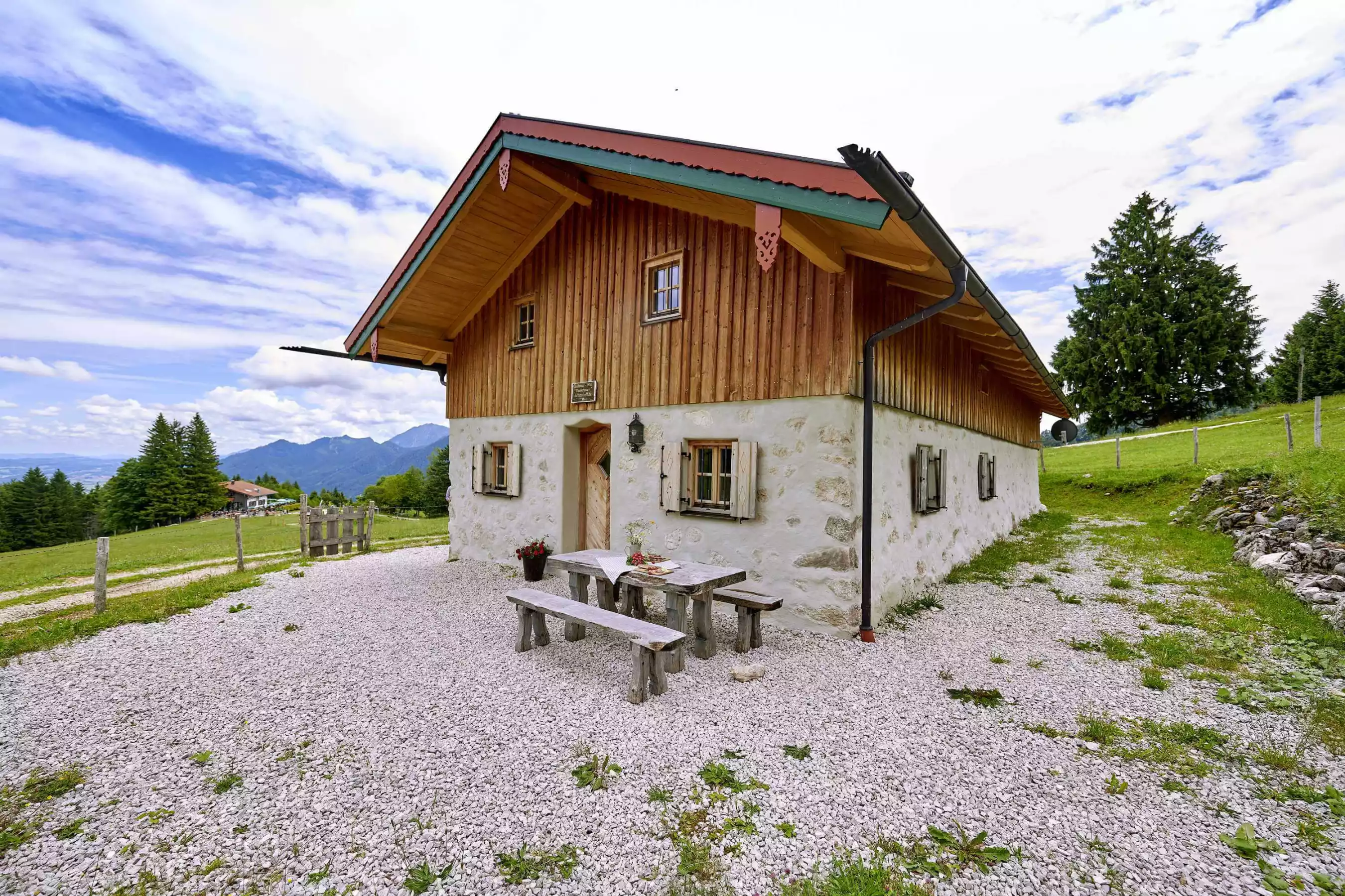 Abenteuer Schlafen auf der Almhütte Bayern